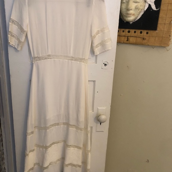 Rebecca Taylor beautiful silk material midi dress in cream color - Picture 3 of 4